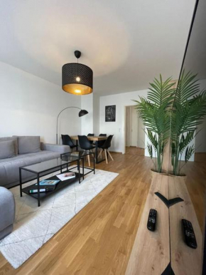 #modernes wohnen im historischen Altbau 3 OG links